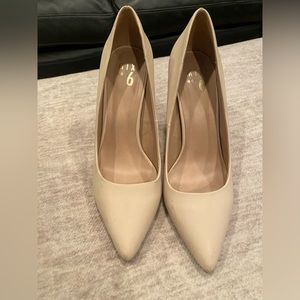 Nude close toed heels
